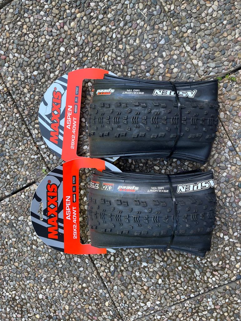 Used Maxxis Aspen Reifen bike — image 1 of 2
