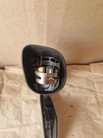 Used Shimano Ultegra ST8070R DI2 11s disc 2024 bike — image 7 of 8