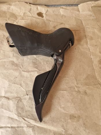 Used Shimano Ultegra ST8070R DI2 11s disc 2024 bike — image 4 of 8