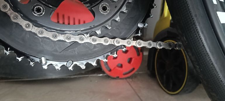 Used Shimano Ultegra 11v 52-36 Chainrings bike — image 4 of 4
