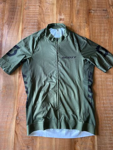 Used Scott RC Jersey bike — image 1 of 4
