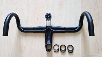 Brugt Canyon H11 CF Aerocockpit 2015 bike — billede 3 af 4