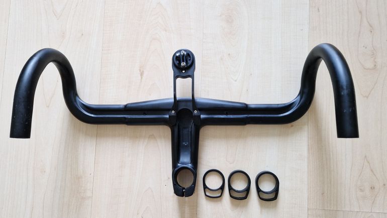 Brugt Canyon H11 CF Aerocockpit 2015 bike — billede 3 af 4