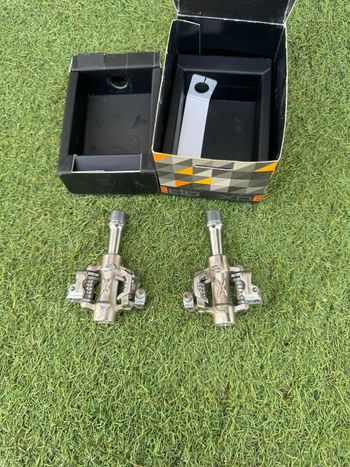 Used Xpedo Titanio Pedals 2025 bike — image 3 of 4