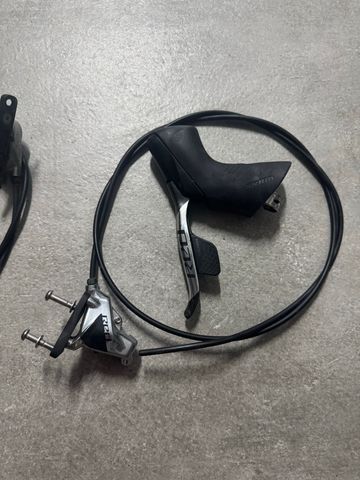 Brugt Sram Red Shifters 2024 bike — billede 3 af 3