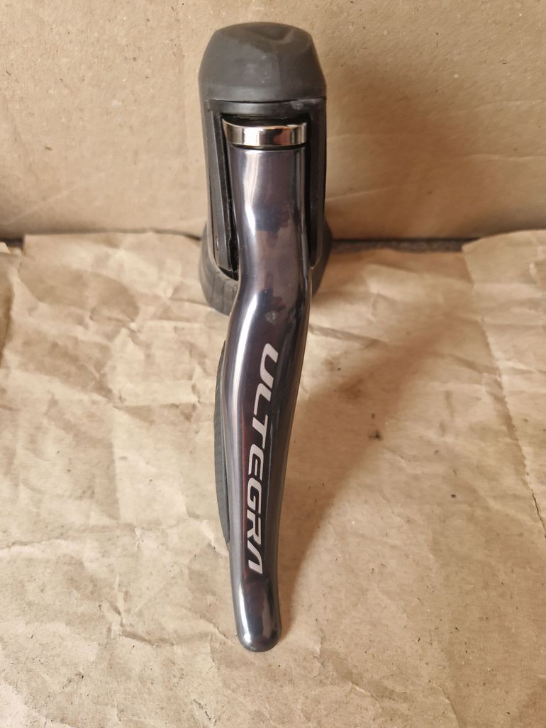 Použité Shimano Ultegra ST8070R DI2 11s dics højregreb 2024 bike — obrázek 1 z 8