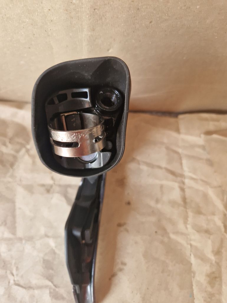 Used Shimano Ultegra ST8070L DI2 11s dics venstregreb 2024 bike — image 8 of 9