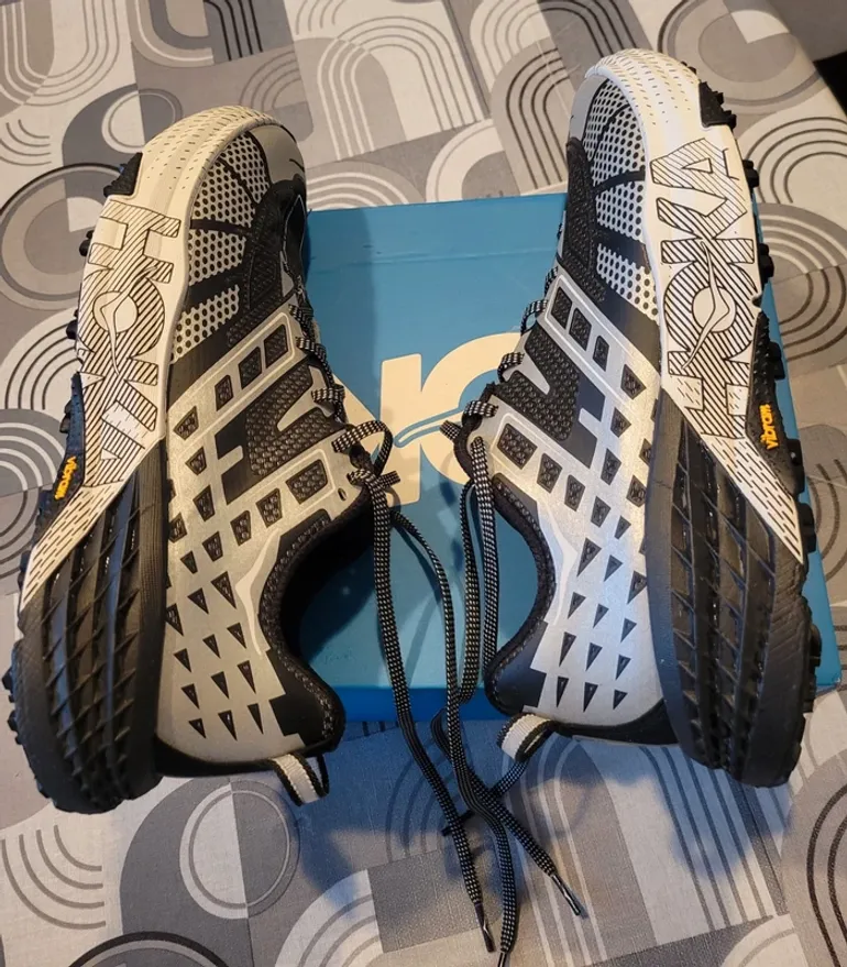 Used Hoka SPEEDGOAT 2 bike — image 10 of 15
