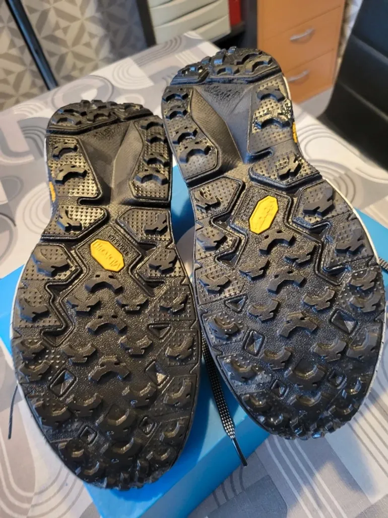 Used Hoka SPEEDGOAT 2 bike — image 15 of 15