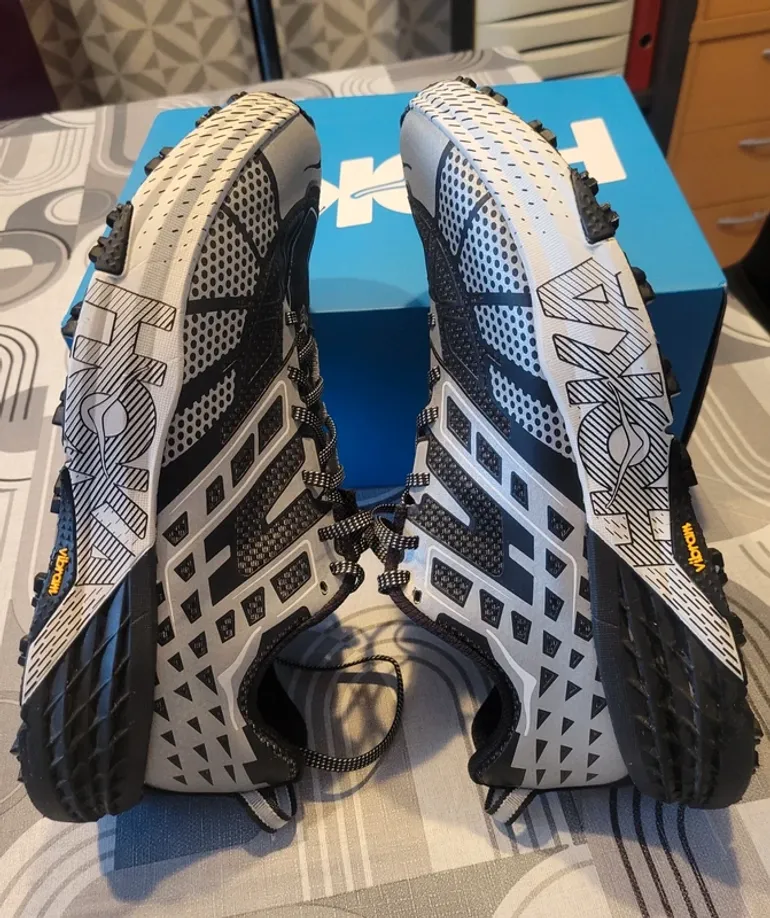 Used Hoka SPEEDGOAT 2 bike — image 1 of 15