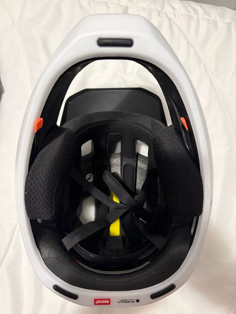 Used POC Otocon Race MIPS Helmet 2025 bike — image 5 of 10
