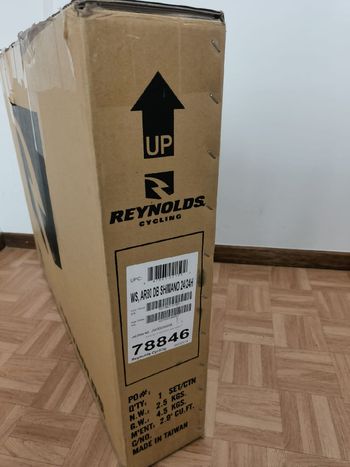 Used Reynolds AR80 Carbon Road Wheelset bike — image 2 of 6
