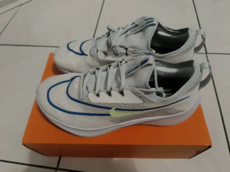 Použité Nike Zoom Fly 4 bike — obrázek 2 z 5