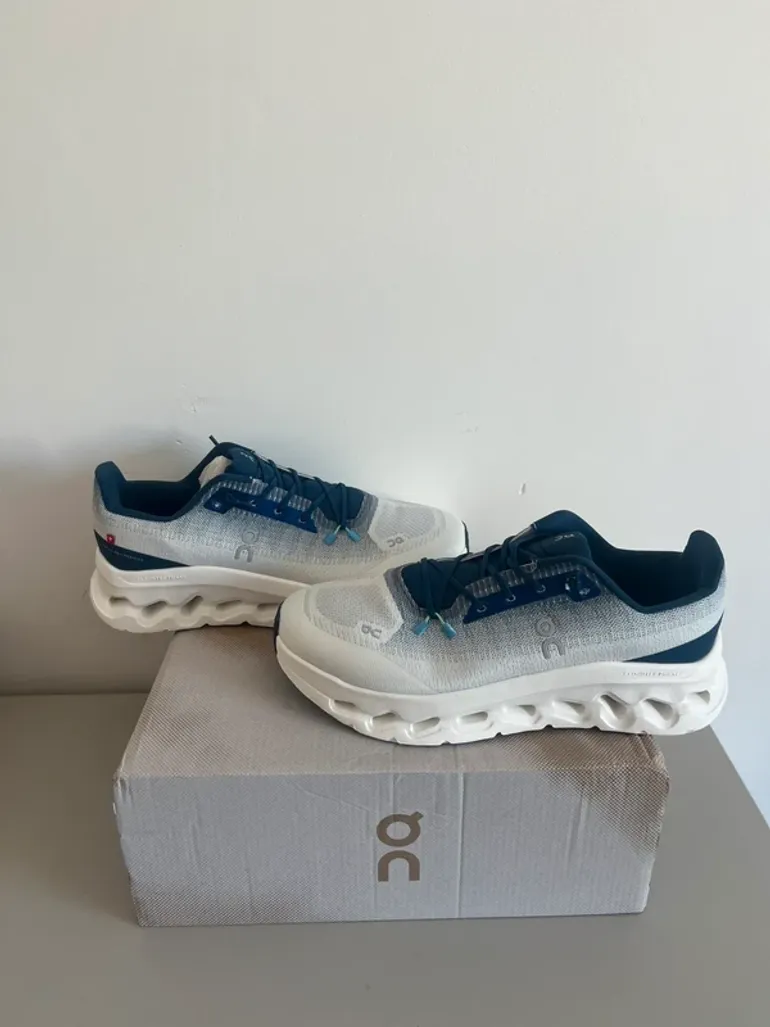 Used On Running Cloud bike — image 1 of 8