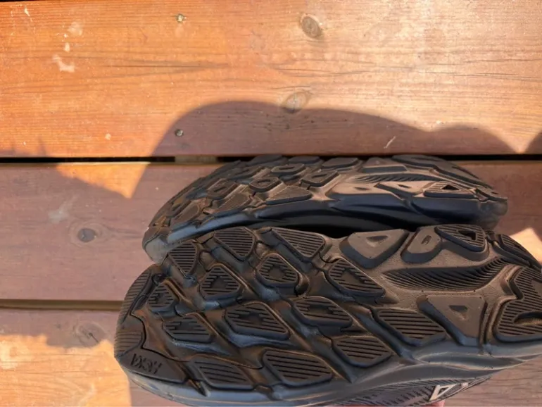 Used Hoka Clifton 9 bike — image 6 of 6