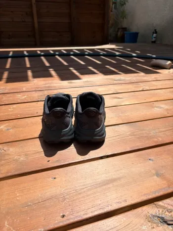 Used Hoka Clifton 9 bike — image 4 of 6