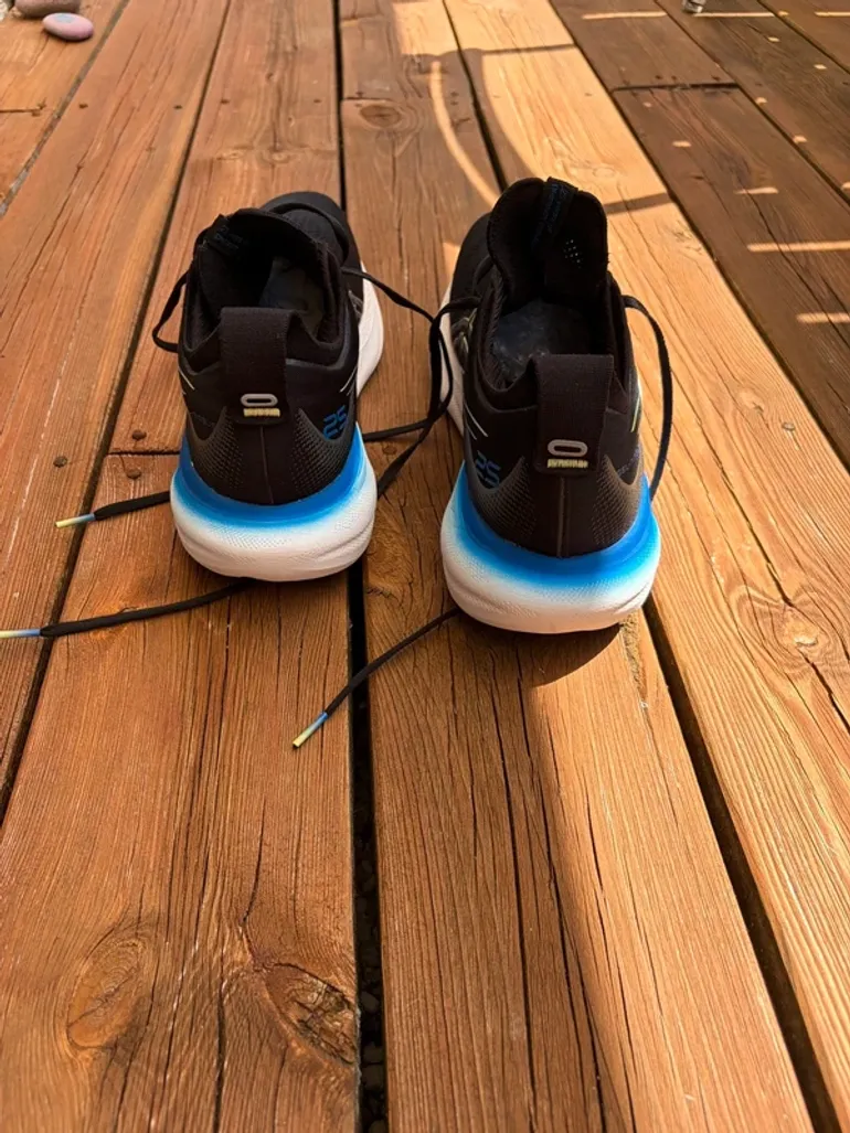 Used Asics gel nimbus 25 bike — image 3 of 3