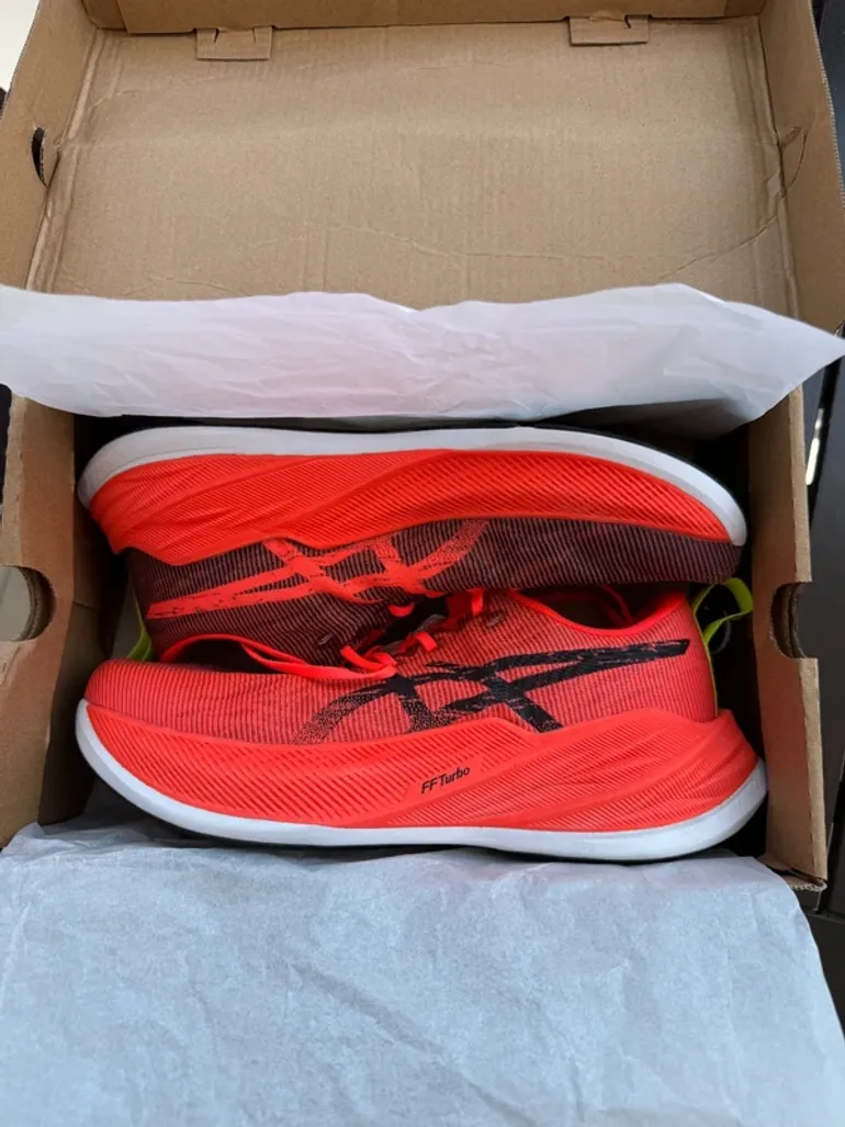 Used Asics SuperBlast bike — image 8 of 8