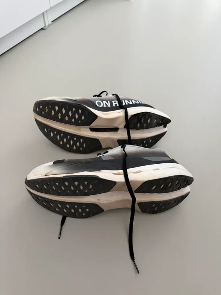 Used On Running Cloudboom Max bike — image 4 of 4