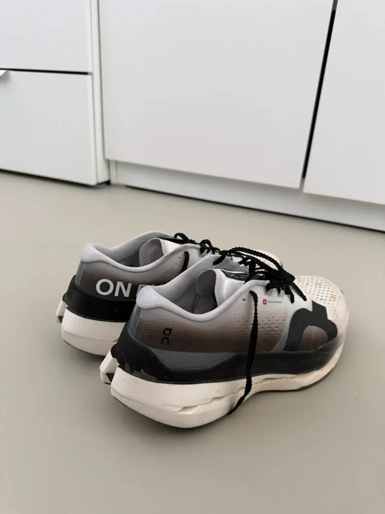 Used On Running Cloudboom Max bike — image 2 of 4
