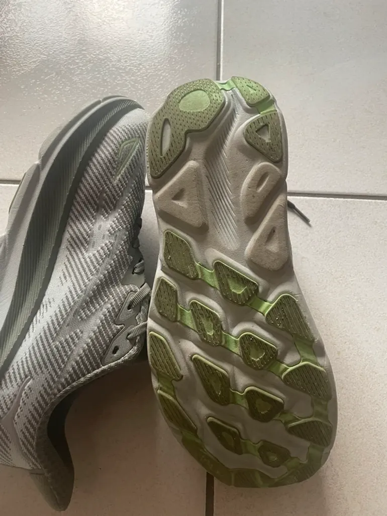 Used Hoka Clifton bike — image 6 of 6