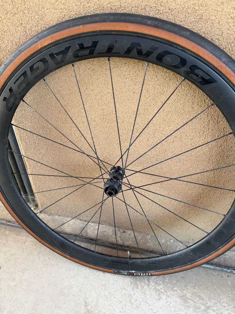 Gebrauchtes Bontrager Aeolus Pro Wheels 2024 bike — Bild 4 von 8