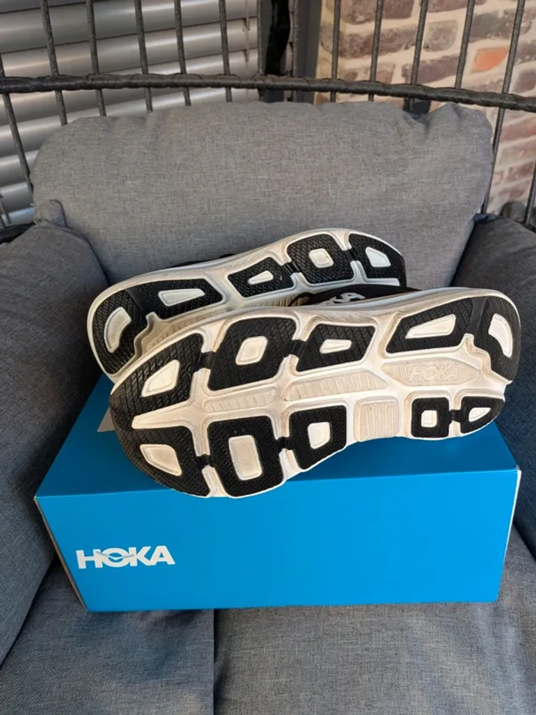 Used Hoka Bondi 9 bike — image 2 of 3