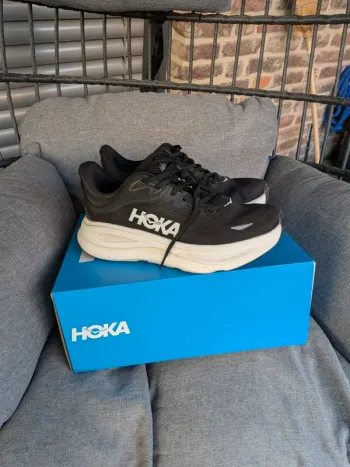 Used Hoka Bondi 9 bike