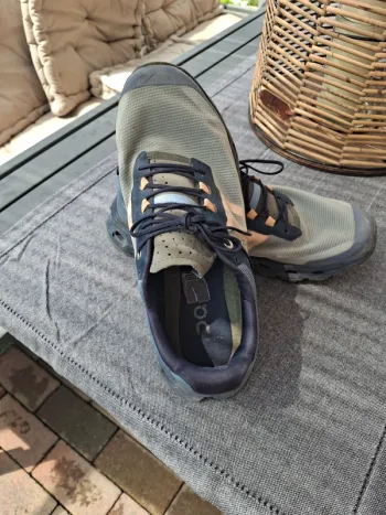 Used On Running On Turnschuhe bike — image 2 of 4