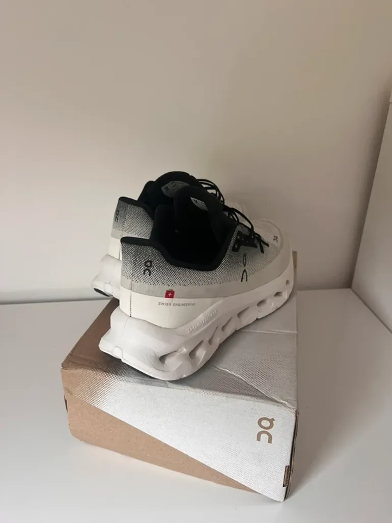 Used On Running Cloud bike — image 5 of 10