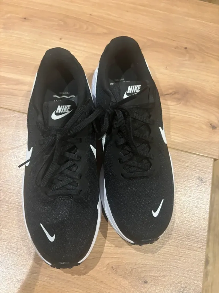 Nike Ultra leicht bike d'occasion — image 1 sur 5