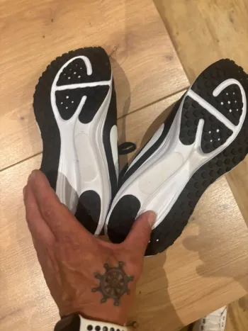 Nike Ultra leicht bike d'occasion — image 5 sur 5