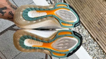 Adidas Ultraboost bike de segunda mano — imagen 7 de 10