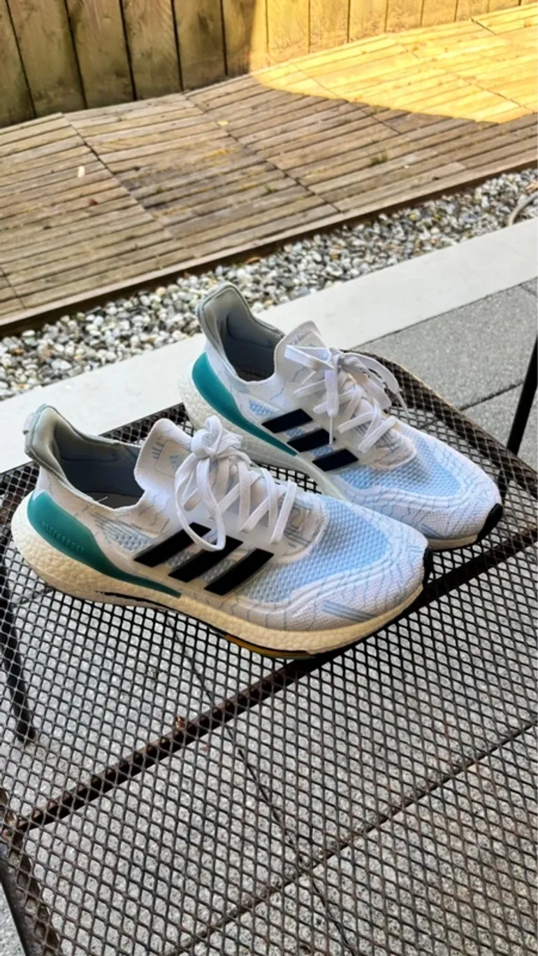 Used Adidas Ultraboost bike — image 2 of 10
