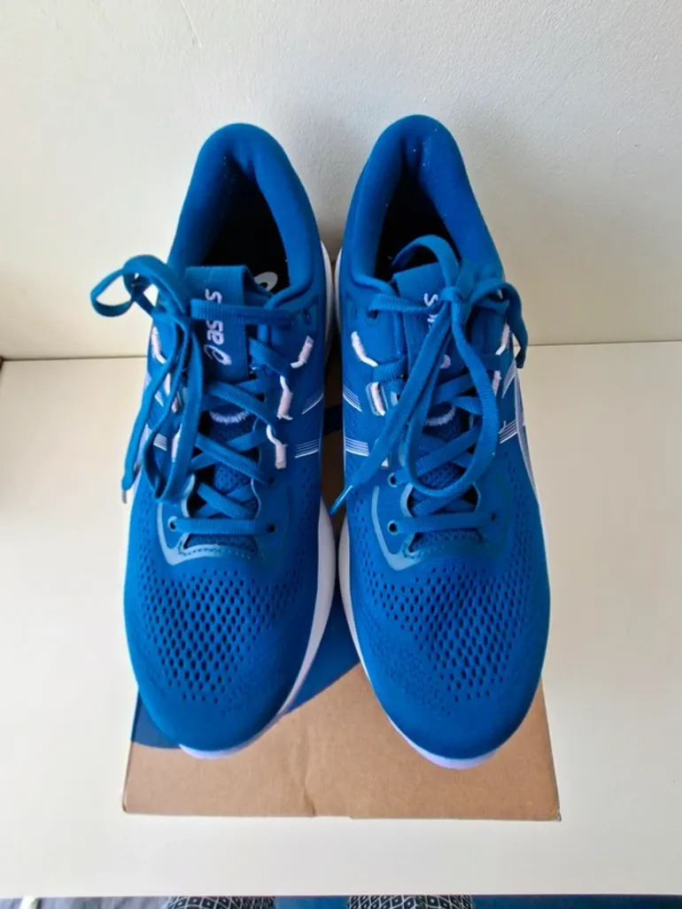 Used Asics Gel-Cumulus 28 bike — image 3 of 7