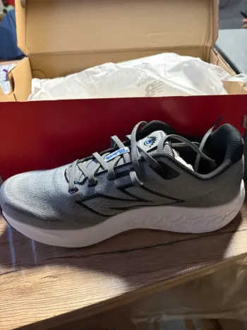 Used New Balance uomo 42 bike