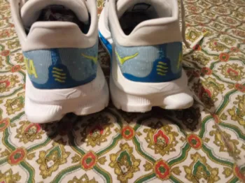 Used Hoka Running Shoes bike — image 3 of 7