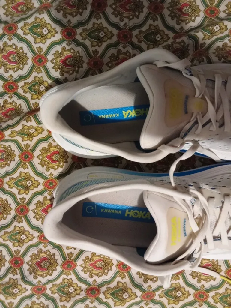 Used Hoka Running Shoes bike — image 2 of 7