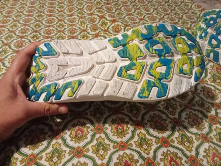 Used Hoka Running Shoes bike — image 5 of 7