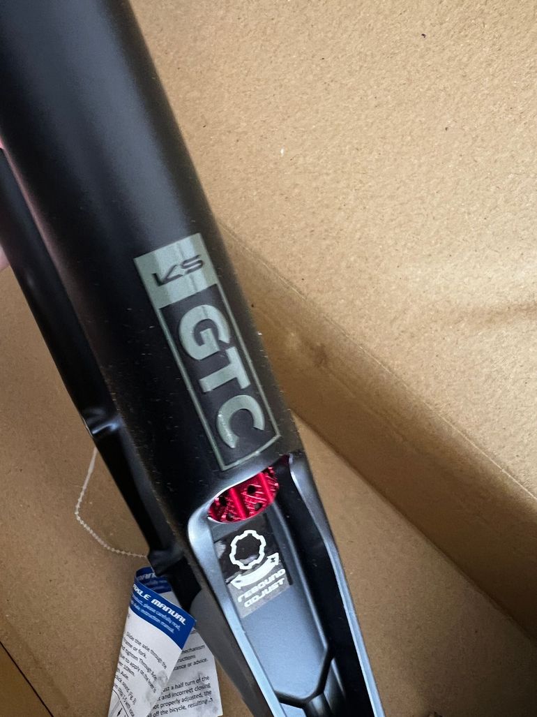 Kind Shock Gravel Fork bike d'occasion — image 4 sur 7