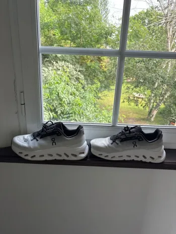 Tweedehands On Running Cloudtilt bike — afbeelding 2 van 4