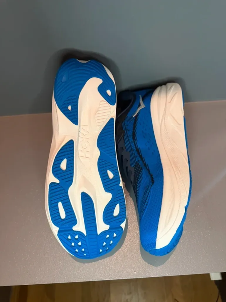 Used Hoka Skyflow bike — image 7 of 7