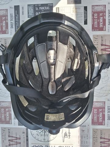 Used Decathlon MTB Helmet bike — image 5 of 6