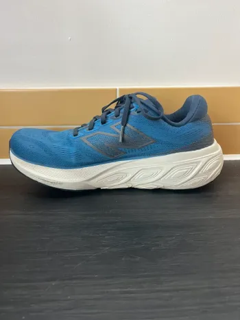 Used New Balance Fresh Foam x 880v15 bike — image 7 of 13