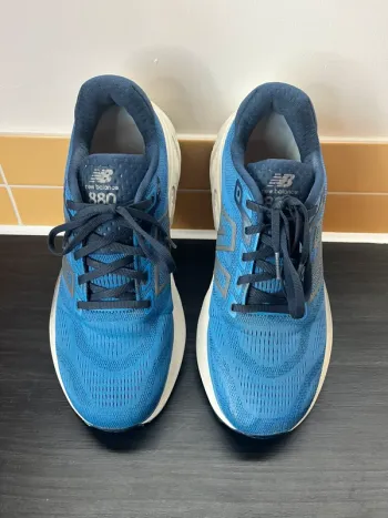 Used New Balance Fresh Foam x 880v15 bike — image 5 of 13