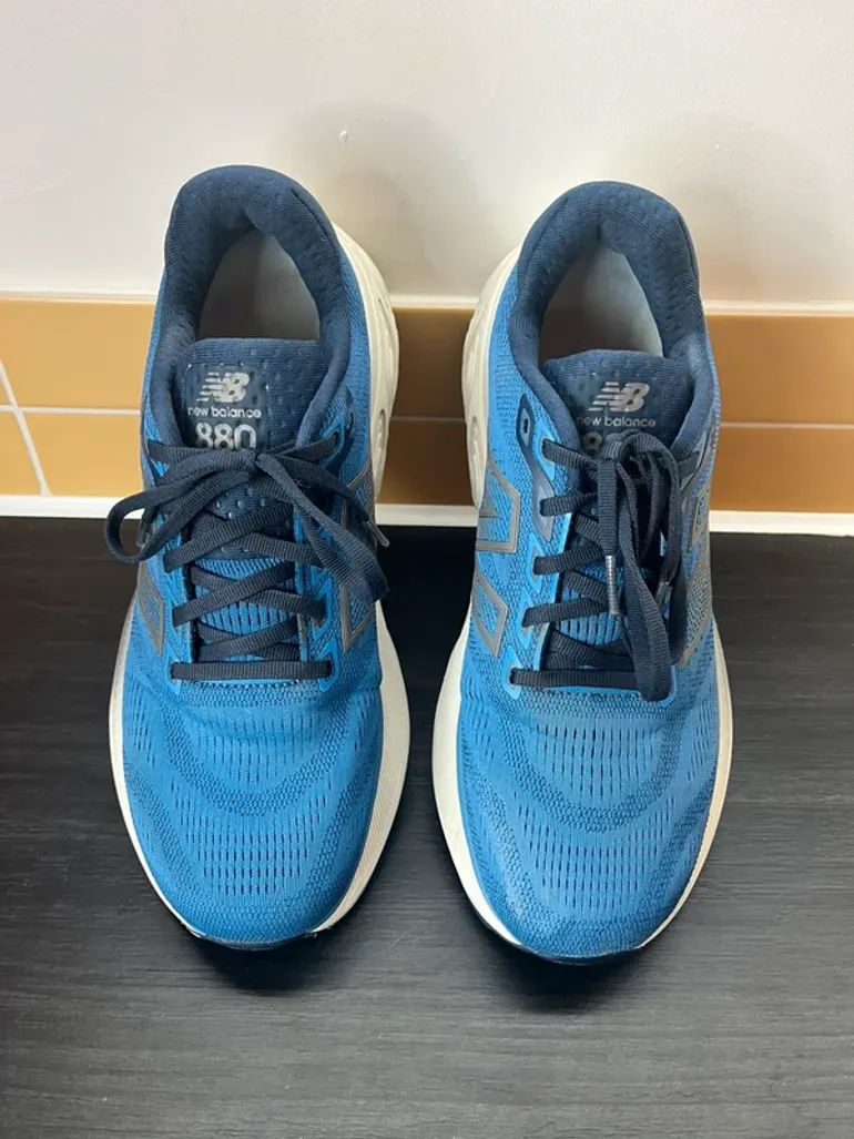 Used New Balance Fresh Foam x 880v15 bike — image 5 of 13