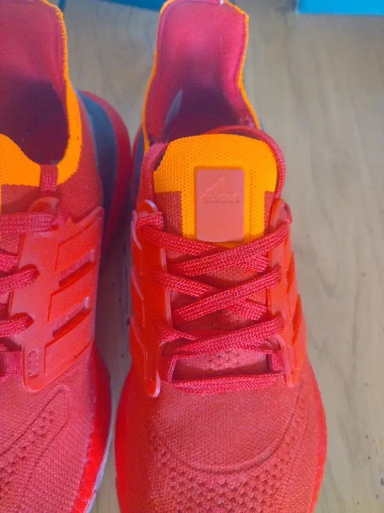 Used Adidas Ultraboost bike — image 8 of 10