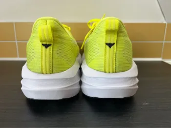 Used Asics Novablast 5 bike — image 11 of 12