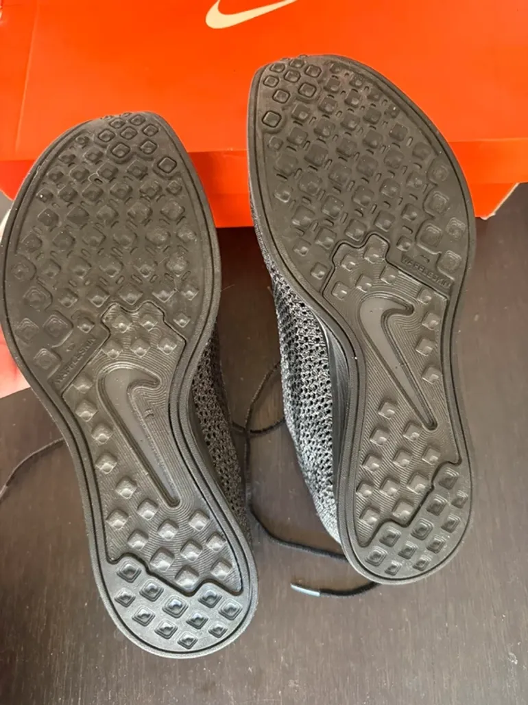 Brugt Nike Flyknit Racer bike — billede 3 af 4
