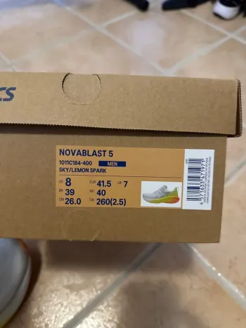 Used Asics Novablast 5 bike — image 6 of 6